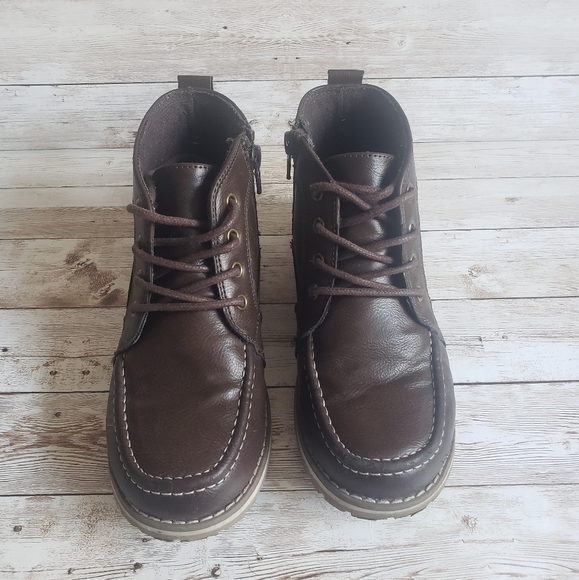 Children's Place Toddler Boys Lace Up Boots- Brown - Picture 1 of 6